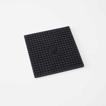 American Metalcraft Silicone Trivet, 1/4" High, Black - 6"