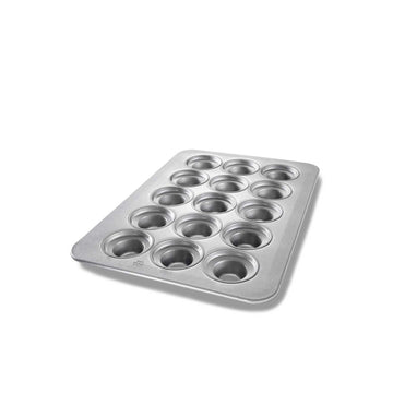 Chicago Metallic Aluminized Steel Muffin Pan, Large / Jumbo, Silver - 15 7.5