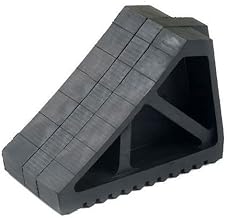 Global Industrial Wheel & Tire Chock, Rubber, 10-1/2"L x 4-1/2"W x 7"H