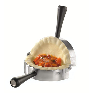 28490 Ravioli & Pasta Mold Round by GEFU – 23.1 x 11.4 x 2.6 cm, Plastic, Silver, Model GF28490