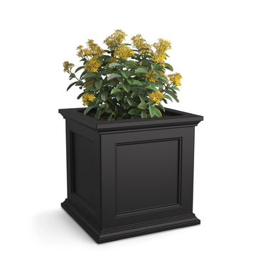 Mayne Fairfield Espresso Planter, Brown - 8.75 dry gallons 9.5 gal.
