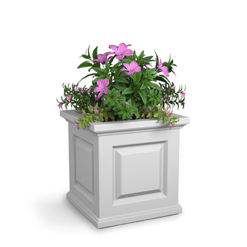 Mayne Nantucket Planter, White - 5 dry gallons