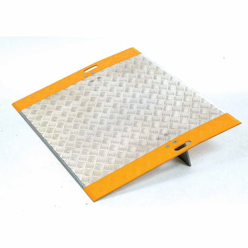 60" W x 48" L High-Traction Aluminum Dock Plate by Global Industrial – 48"L x 60"W x 6"H, Aluminum Plate, Model 241747
