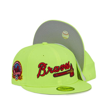 Hat Atlanta Braves 59FIFTY Fitted Hat Exclusive 40th Year Side Patch Men's Fitted Hat Rare Embroidered Graphics Neon Yellow by New Era – Polyester, Neon Yellow
