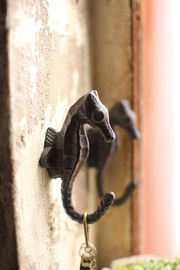 Cast Iron Sea Horse Hook by KALALOU – One Size, Cast Iron, Brown, Model CYB1118