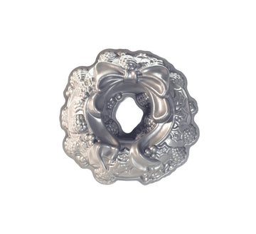 Platinum Holiday Wreath Bundt Pan by Nordic Ware – Small, 9.0 cups, Aluminum, Silver, Model 85348