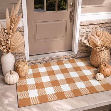COCOENTRY Buffalo Plaid Layering Rug, 28 x 43 Inch, Caramel and White