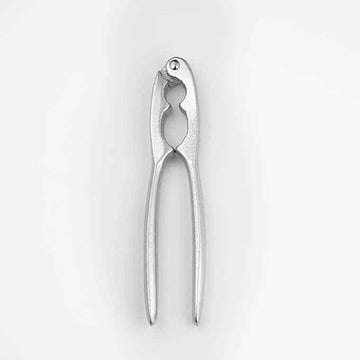 American Metalcraft Cracker, 6 3/8" Long, Silver - Cast Iron