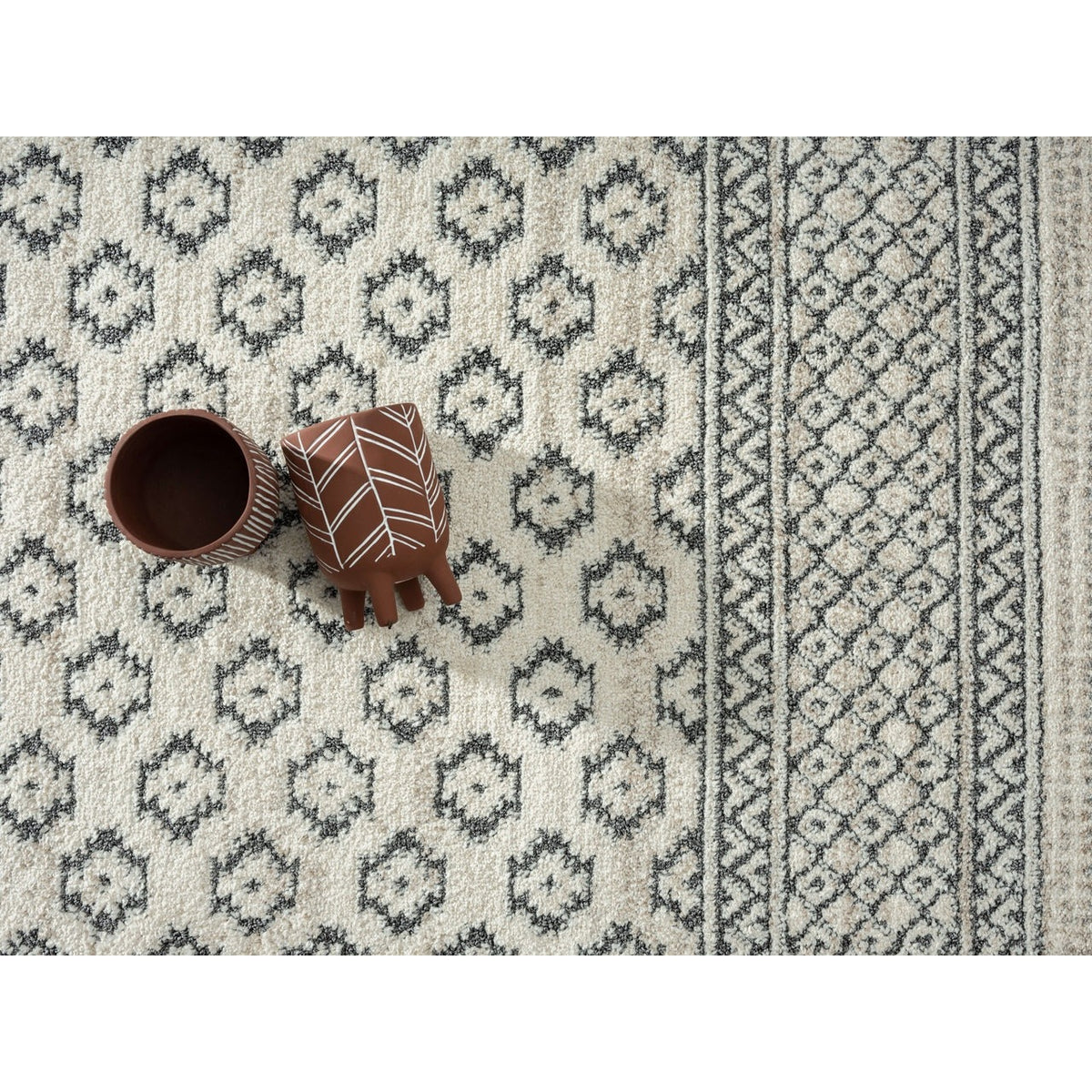 Abani CAB120A-8 Polypropylene Area Rug, 93" x 122" - photo 6