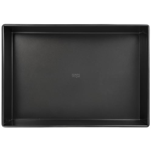 Winco 18" x 12" / Steel / Black Rectangular Cake Pans