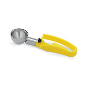 Squeeze Disher by Vollrath – 1.875 ounces, Yellow, Model 47396