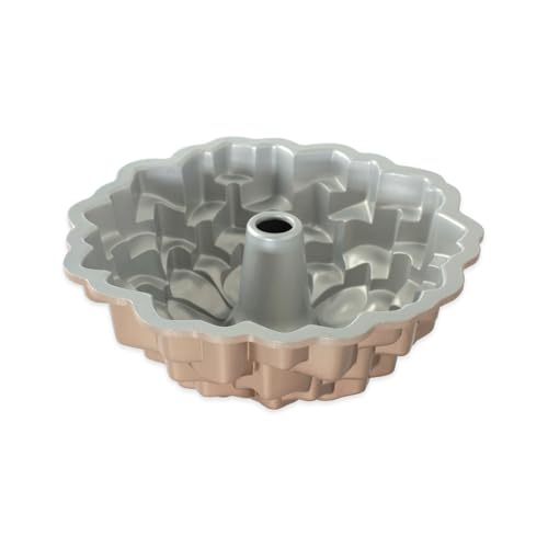 Nordic Ware Toffee / 10 cups / Blossom Bundt Pans