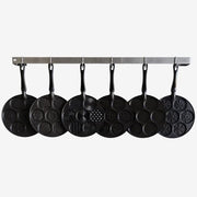 Nordic Ware Nonstick / Patterns / 7-Cavities Round