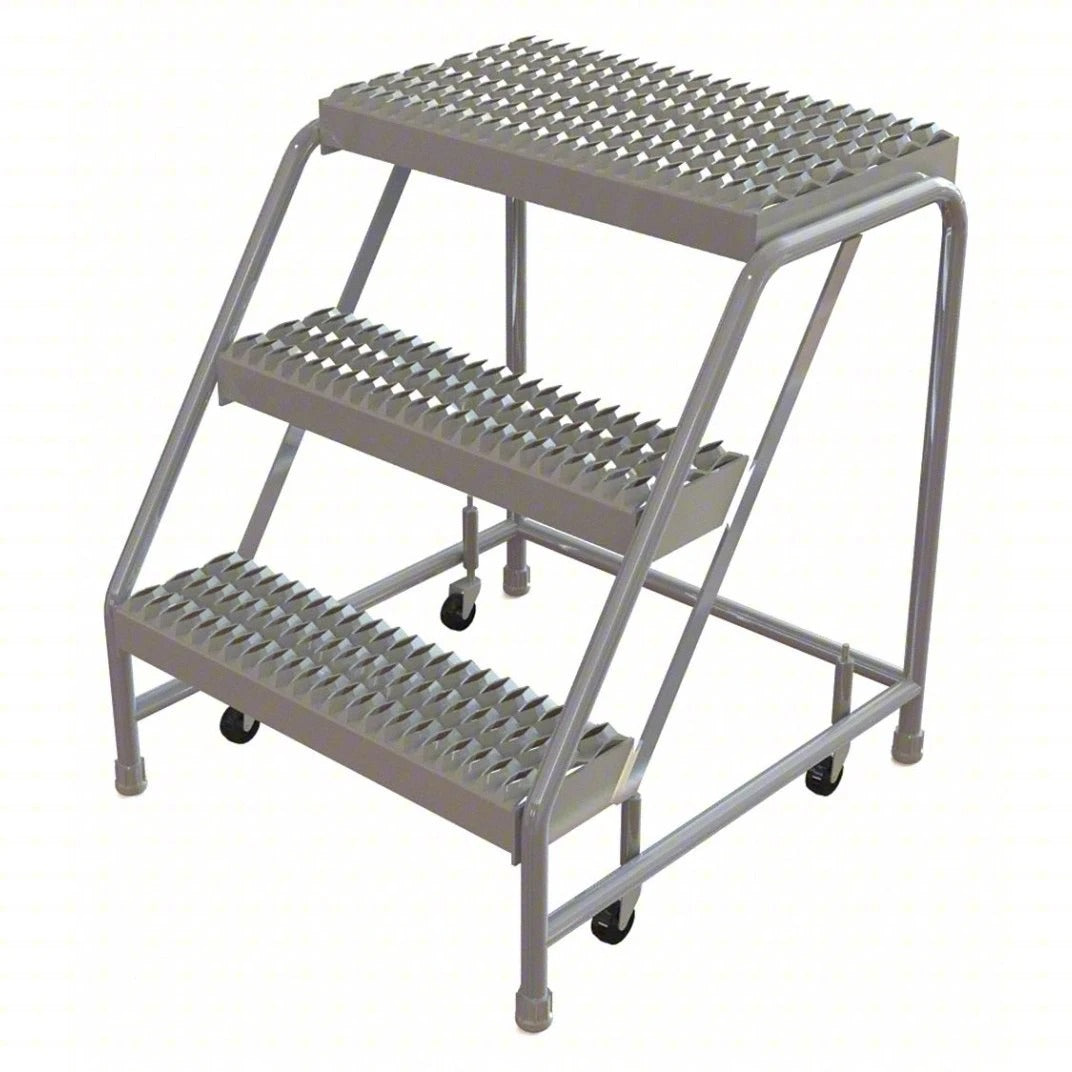 Tri-Arc Manufacturing Aluminum Step Stool, 350 lb. Capacity, Silver - 30"