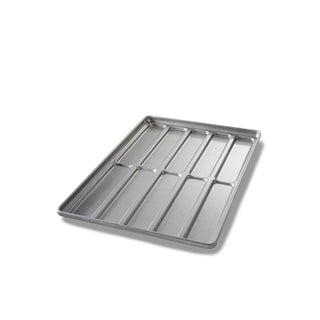 Chicago Metallic Aluminized Steel Bun Pan, 17 3/4" x 25 3/4", Silver - 1 3/8"