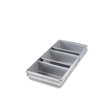Chicago Metallic Aluminized Steel Loaf Pan, Silver - 17 7/8"