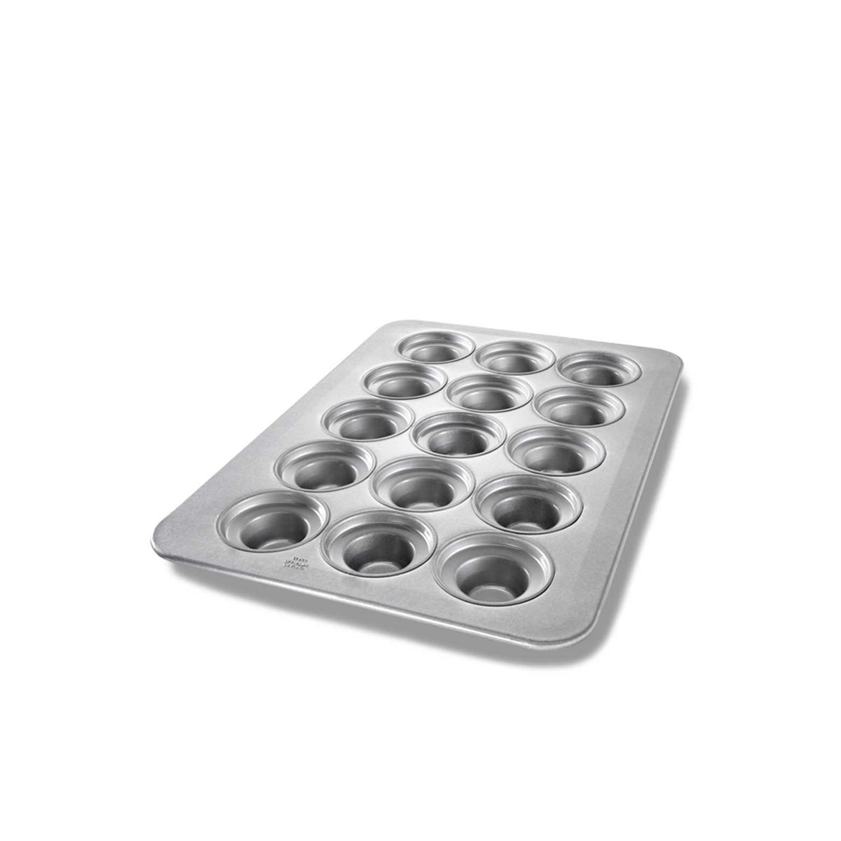 Chicago Metallic Aluminized Steel Muffin Pan, Large / Jumbo, Silver - 15 7.5