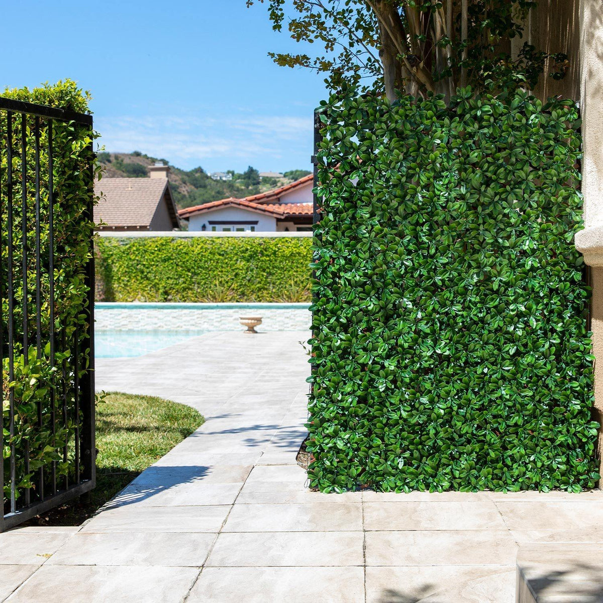 NatraHedge 1100 LDPE Plastic Privacy Fence, 12 - 50" x 20 - 124", Green - photo 3