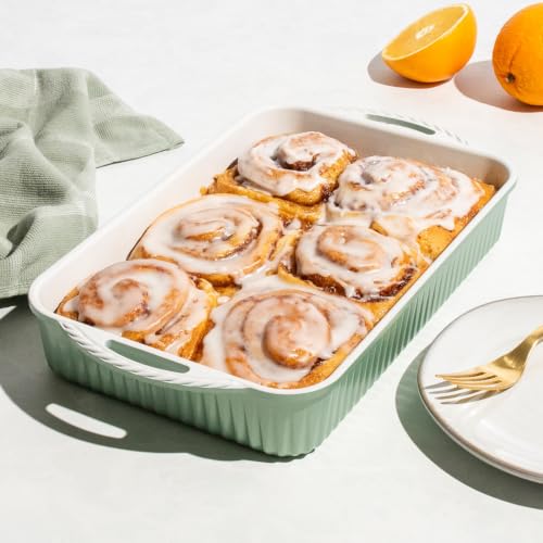 Nordic Ware 7 x 11 Baker / Green / 9.0 cups Rectangular Cake Pans