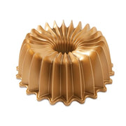 Nordic Ware Bundt, 10-Cup / Bundt Pan / Gold Bundt Pans
