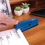 Swingline True Blue / 1 Count (Pack of 1) / Classic Desktop Staplers