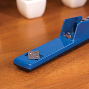 Swingline True Blue / 1 Count (Pack of 1) / Classic Desktop Staplers