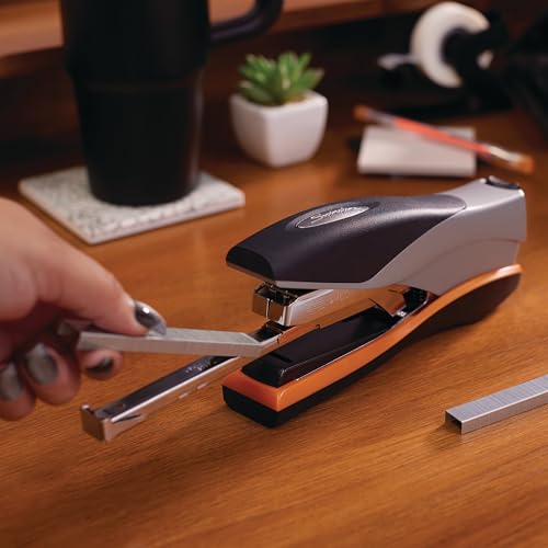 Swingline Pack of 1 / Full Size / Black/Silver Desktop Staplers