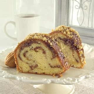 SWEET STREET DESSERTS Sweet Street Sandy's Sour Cream Coffee Cake (1 Count)