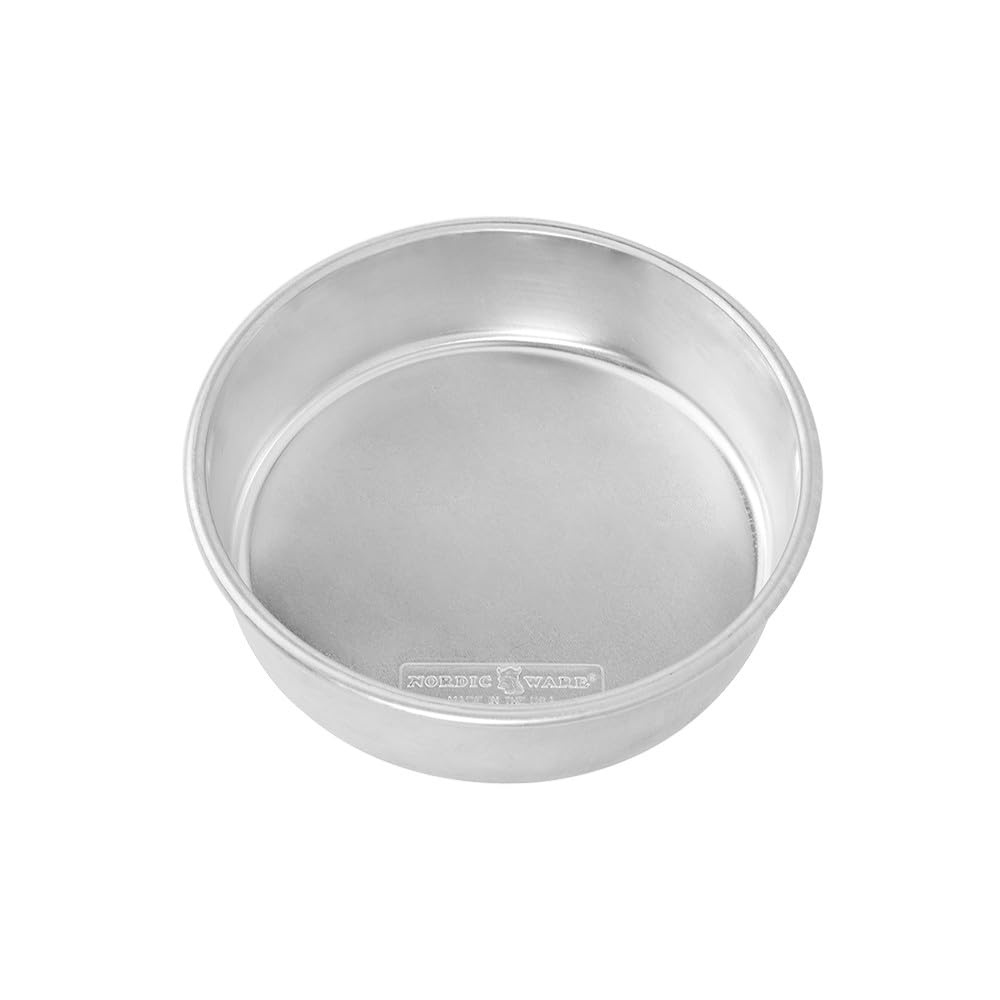 Naturals Round Cake Pan by Nordic Ware – 8 inches, 6.0 cups, Aluminum, Natural, Model 46800AMZ