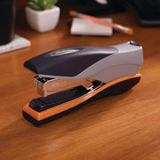 Swingline Pack of 1 / Full Size / Black/Silver Desktop Staplers