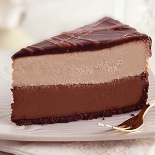 SWEET STREET DESSERTS Sweet Street Triple Chocolate Cheesecake (1 Count)