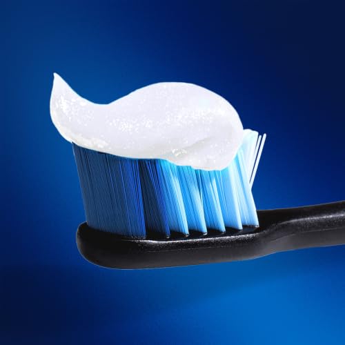 Crest White / 5.1 Ounce (Pack of 1) / Mint Toothpaste