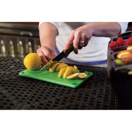San Jamar Green / 1 / 9"L x 6"W Cutting Boards