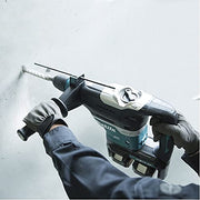 Makita With 2 batteries and charger / Size / Colour: Combo Kits