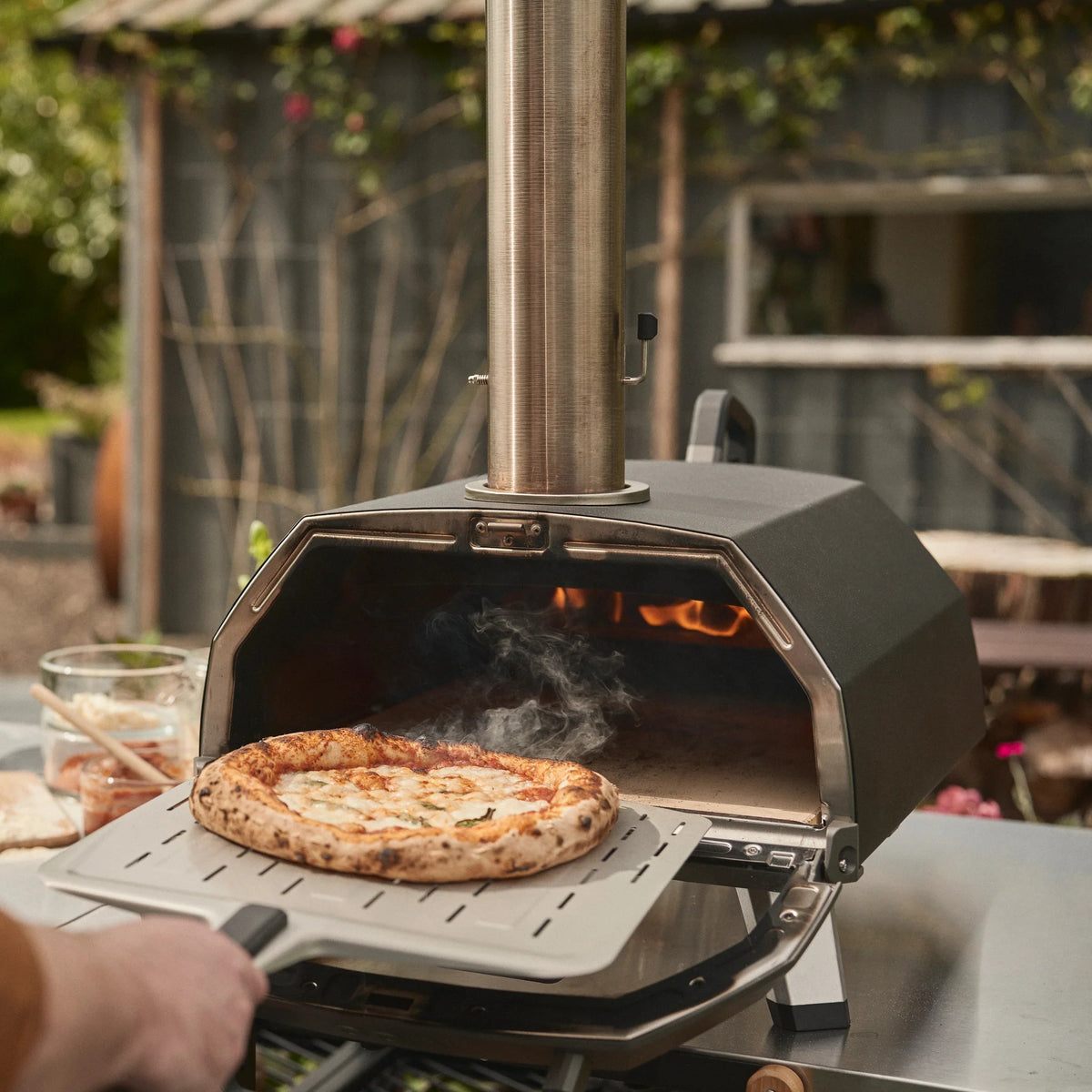 Ooni Inc. UU-P2EE00 Outdoor Pizza Oven, 19 5/8" Wide, Black - photo 2