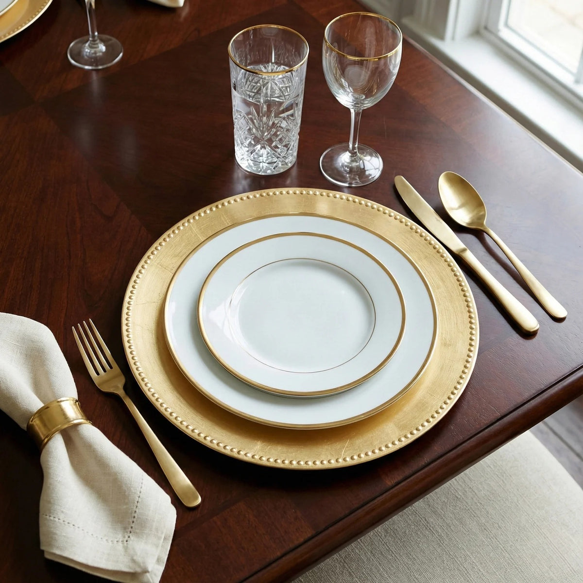 The Jay Companies Charge It by Jay Plastic Gold Charger Plate, 13" Diameter, 12/Pack - photo 3