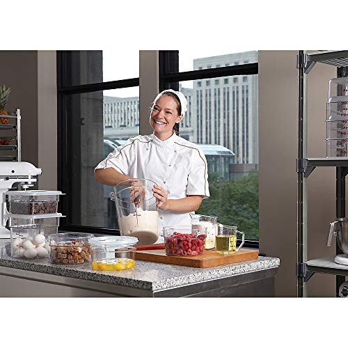 Cambro 8 Quart / Clear / 7.6 liters Containers