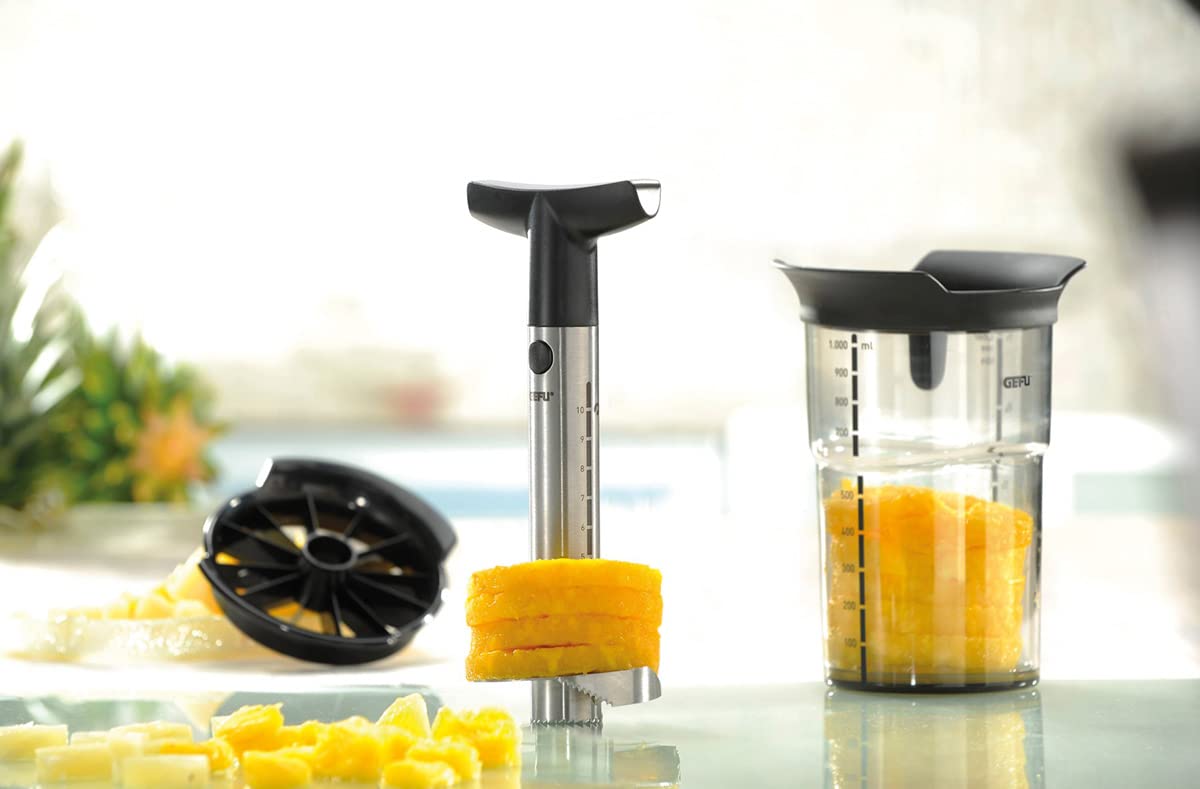 Pineapple Slicer by GEFU – 20 x 12 x 9 cm, Glass, Silver/Black, Model 13550
