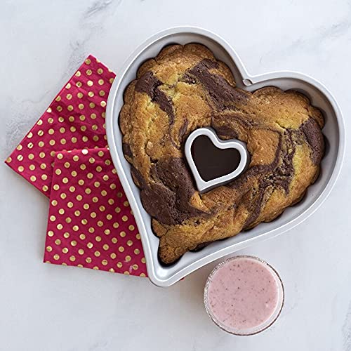 Nordic Ware Elegant Heart / 10 Cup / Toffee Bundt Pans