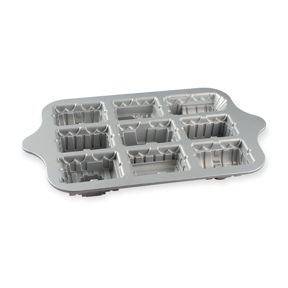 Nordic Ware Blue / 5 Cup Capacity / Train Cakes Specialty & Novelty Cake Pans