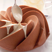 Heritage Bundt by Nordic Ware – 10 Cup, 10.0 cups, Aluminum, Silver, Model 80637