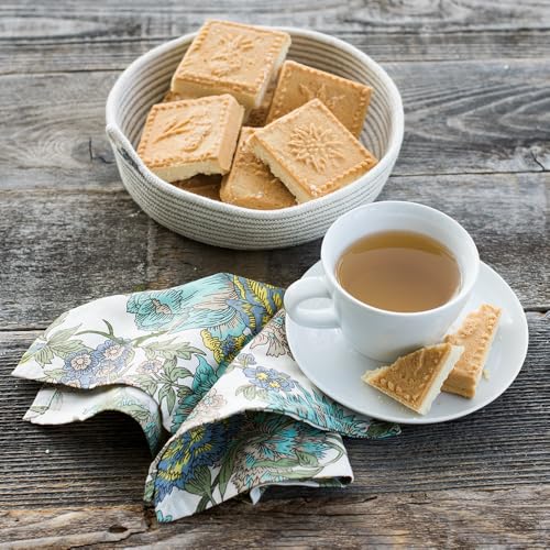 Nordic Ware Non-stick / 9x9 Inches / English Shortbread Specialty & Novelty Cake Pans