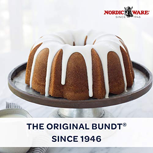 Nordic Ware Gold / 15 Cup (Pack of 3) / Pan Bundt Pans