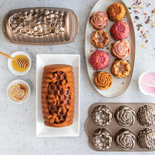 Nordic Ware Toffee / 3 cups / Floral Cakelet Bundt Pans