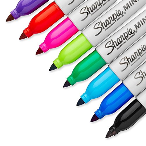 Sharpie Black / 1 Count (Pack of 1) / Modern Permanent Markers