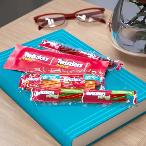 Twizzlers 46.34 oz (Pack of 1) / Assorted / 1 Licorice