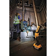 DEWALT Single / 1 Count (Pack of 1) / Multicolor Handheld Flashlights