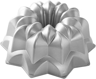 Nordic Ware Vintage Star Bundt Pan