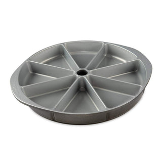 Scottish Scone & Cornbread Pan by Nordic Ware – Classic Scone, 4.5 cups, Aluminum, black, Model 01640
