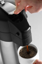 Air pot by Hendi – 17.1x17.1x37.3 cm, 3 liters, 18/10 Stainless Steel and Polypropylene, Silver, Model 445877